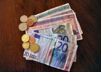 Currency exchange methods in Ireland