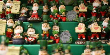 Souvenirs from Northern Ireland: types and selection