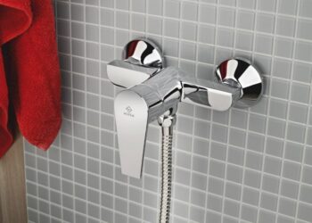 Змішувачі для душу: основні види, характеристики та поради щодо вибору