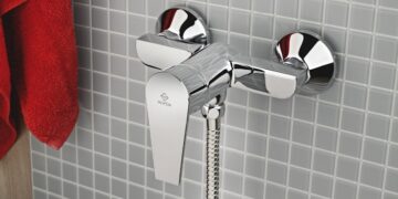 Змішувачі для душу: основні види, характеристики та поради щодо вибору