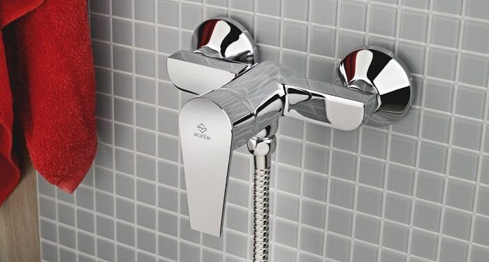 Змішувачі для душу: основні види, характеристики та поради щодо вибору