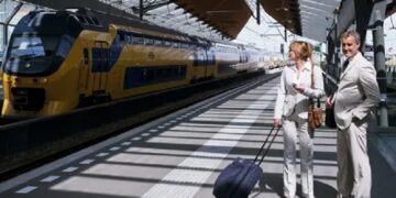 Чому купувати залізничні квитки онлайн зручно та вигідно: переваги та особливості