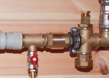 Обратный клапан в системах водопровода: преимущества и значение