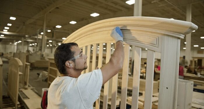 Edge processing in furniture manufacturing: features and benefits of the service