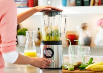 Як вибрати блендер для дому: види, основні характеристики та критерії вибору
