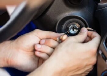 Fast and effective solution to any problems with car locks and keys