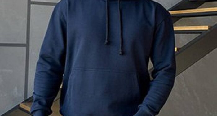 Як вибрати жіночий зимовий спортивний костюм: тепло, комфорт та актуальний стиль