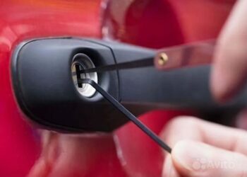 How to properly open a car and useful tips for safe work